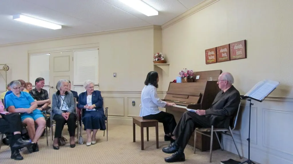 Concert at Gilead Manor, Port Colborne, May 6th, 2012